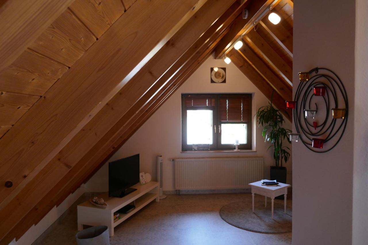Moderne 2 Zi - Fewo Weinbergliebe Am Tuniberg Zwischen Freiburg Und Frankreich Merdingen エクステリア 写真